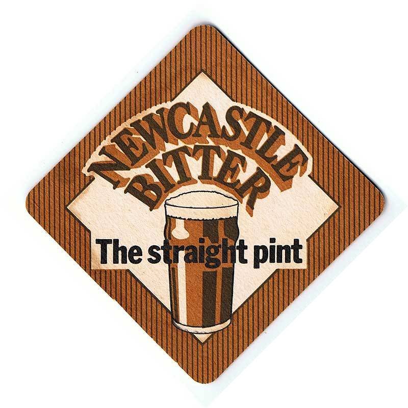 Posavasos Cerveza Newcastle Bitter. The straight pint. Años 80