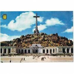 Postal gigante de Madrid. Santa cruz del Valle de los Caídos. Escudo de Oro. Circulada 1966