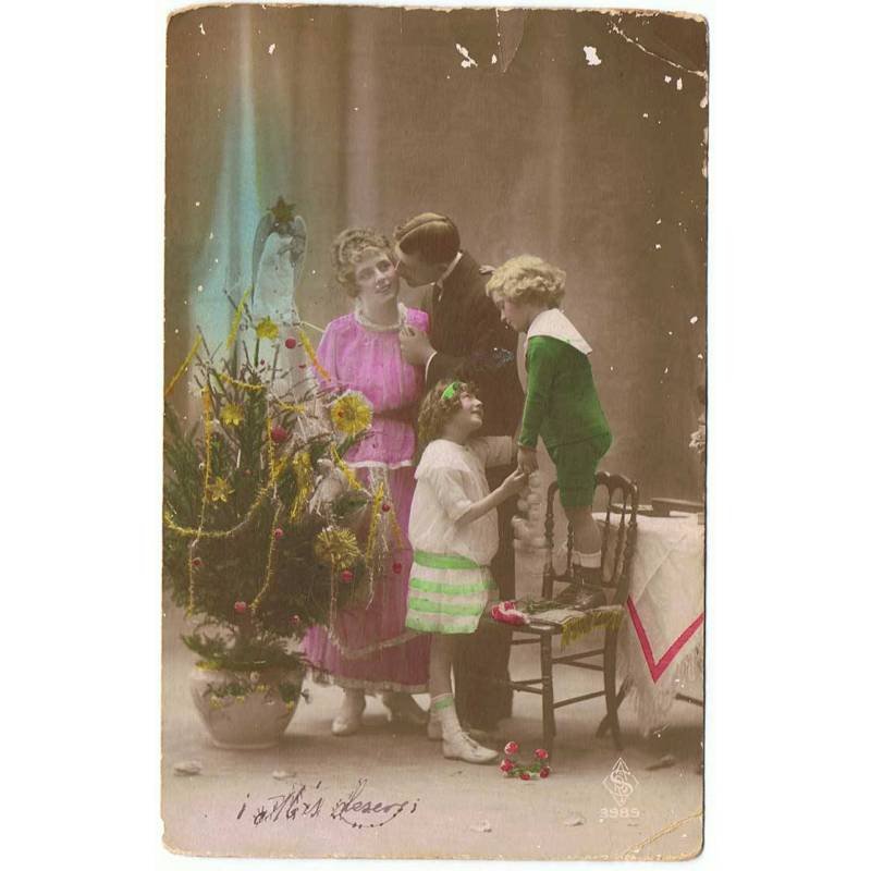 Postal romántica familia en Navidad. Escrita y fechada en 1918