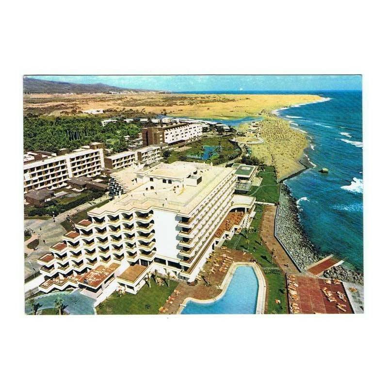 Postal de Las Palmas de Gran Canaria. Hoteles y Playa Maspalomas. Circulada 1975