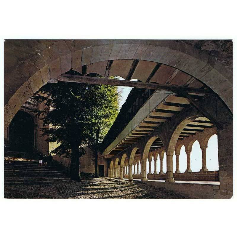 Postal de Graus, Huesca. Claustro mirador y patio del Santuario Virgen de la Peña. Ed. Sicilia. Sin circular