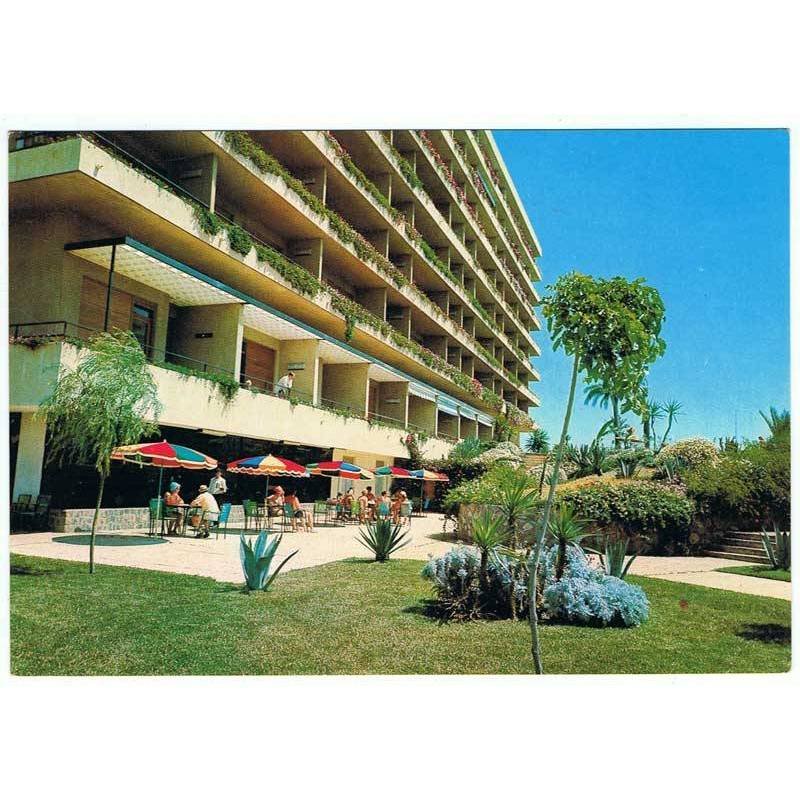 Postal del Conjunto Residencial La Colina, Torremolinos. Edificio A. Vista parcial. Ed. Cinefilm. Sin circular