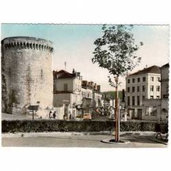 Postal Francia. Perigueux (Dordogne). La Tour Mataguerre et le Cours Fenelon No. 899