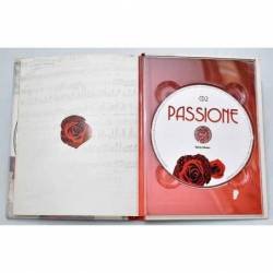 Passione. Las grandes voces líricas interpretan lo mejor de la ópera y el pop - 2 CDs + 1 libro