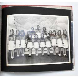Album de fotos escuela de baile, bailarinas. Timothy Whites & Taylors