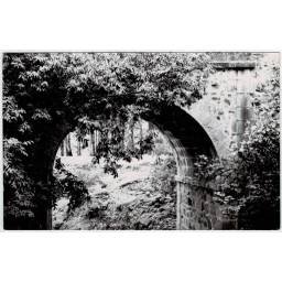 Postal Málaga. Balneario de Tolox. Puente en la carretera. Foto Radio Suprema. Circulada 1958