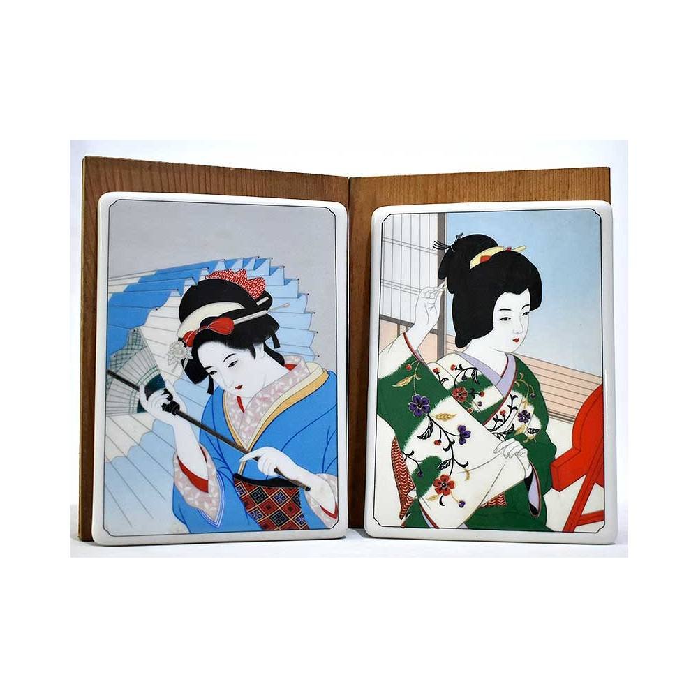 Pareja de placas de porcelana para pared. Japanese Tradition Bijin-Ga Series. NTC Noritake Japón