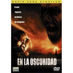 En la oscuridad. Edición alquiler. DVD