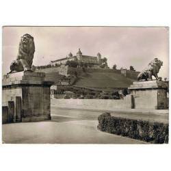 Postal Wurzburg. Lowenbrucke mit Festung Marienberg. Alemania