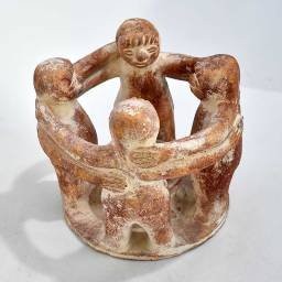 Círculo de Unión de terracota. Artesanía mexicana