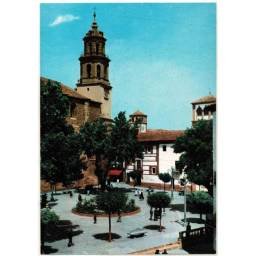 Postal Granada. Baza. Plaza Mayor y Torre de la Colegiata No. 506