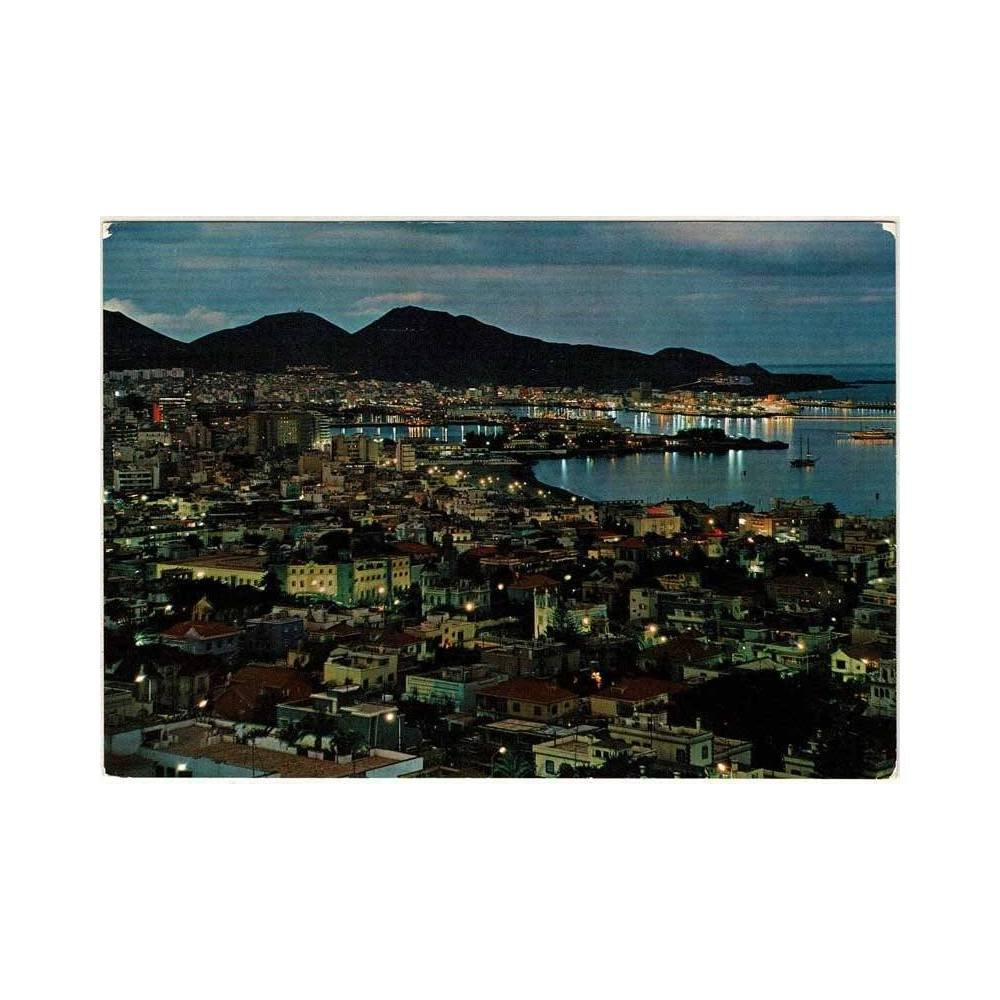 Postal Las Palmas de Gran Canaria. Vista Panorámica de noche. Nº 1066