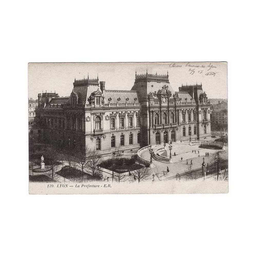 Postal Francia. Lyon. La Préfecture. E.R. Nº 139