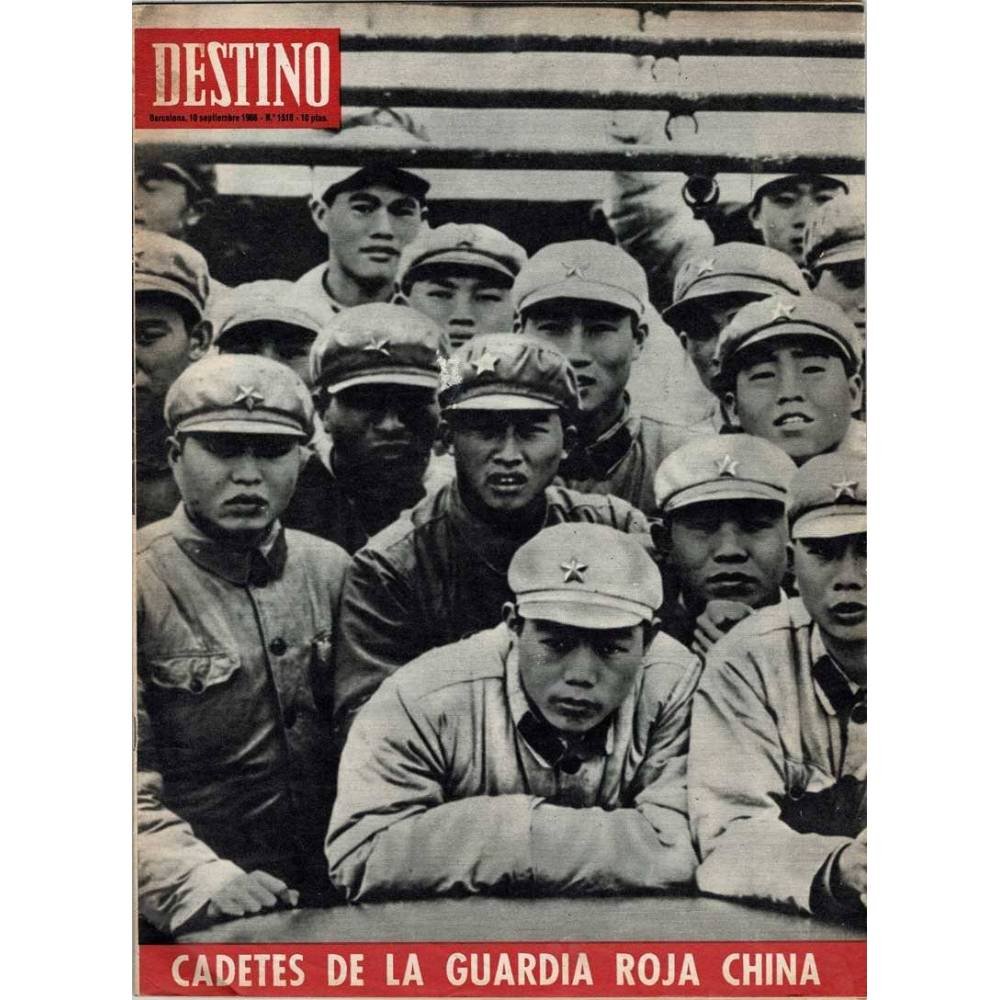 Revista Destino No. 1518. 10 septiembre 1966. Cadetes de la guardia roja de China