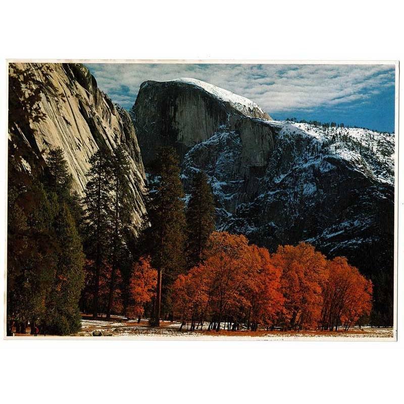 Postal grande USA. Half dome and fall colors. Yosemite National Park 403