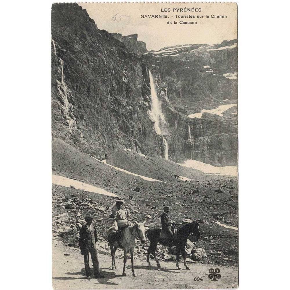 Postal de Francia. Gavarnie. Touristes sur le Chemin de la Cascade Nº 694