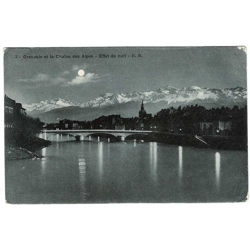 Postal Francia. Grenoble et la chaine des Alpes. Effet de nuit No. 3