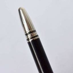 Pluma estilográfica Montblanc Starwalker