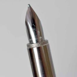 Pluma estilográfica Montblanc Starwalker