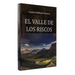 El valle de los riscos - Carlos Guillermo Navarro