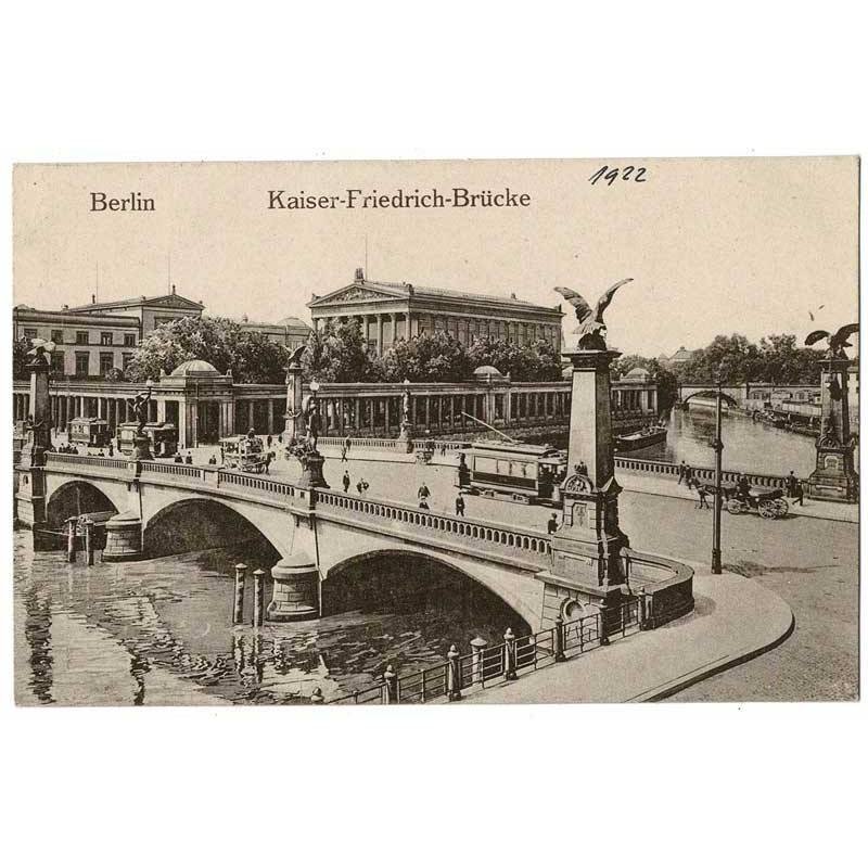 Postal Alemania. Berlin. Kaiser-Friedrich-Brücke No. 113 (trenes y tranvías)