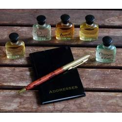 Estuche con 5 Perfumes Miniatura Superdrug Fragrance Collection + Agenda + Bolígrafo